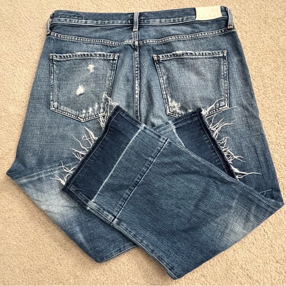 Citizens of Humanity Cora Crop Relaxed Undone Hem Premium Button Fly Jeans - Picture 8 of 12